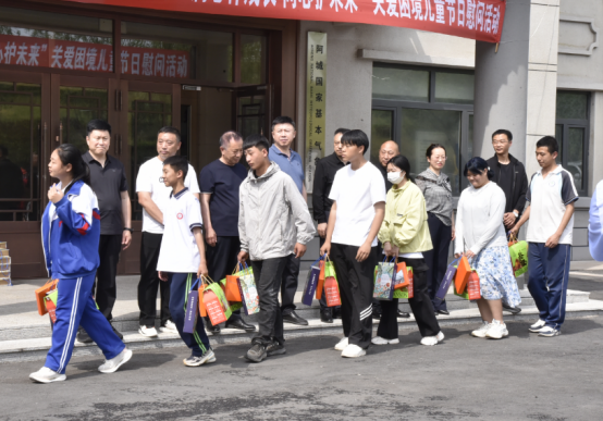 中国文化信息协会公益文化工作委员会联合开展儿童节公益行动123.png